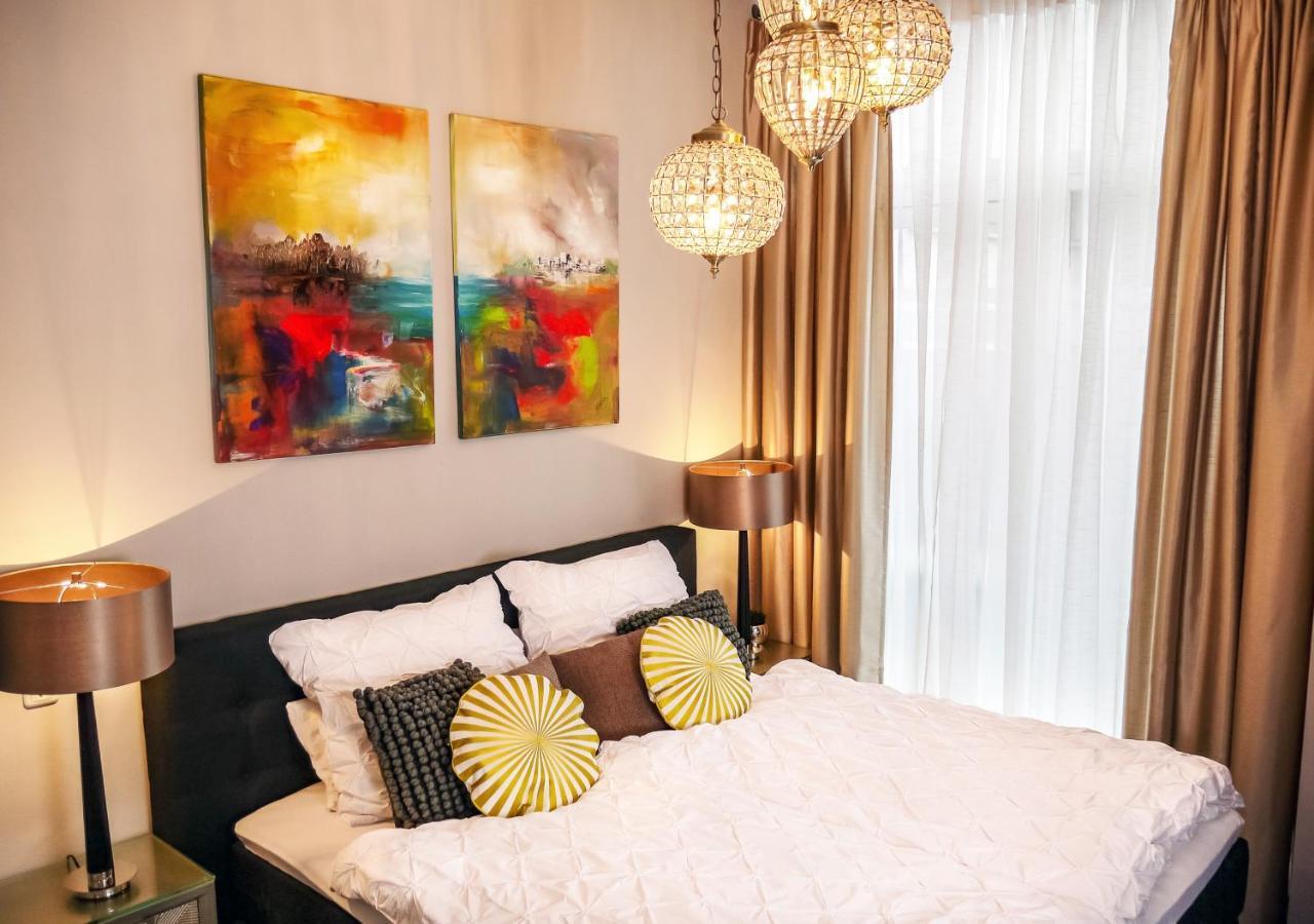 Comfort And Style In City Center With Ensuite Bathroom On Schaafenstrasse Colónia Exterior foto